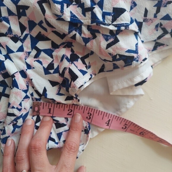 Cupcakes & Cashmere geometric print high waist shorts small - Picture 6 of 8